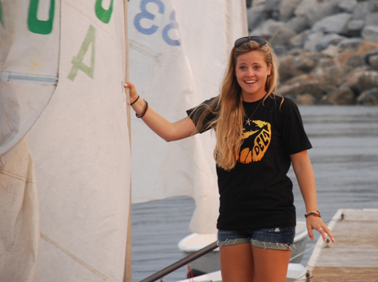 Dela Clothing - Laura Thatcher