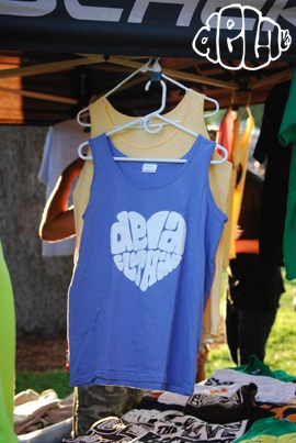 Dela Clothing Booth