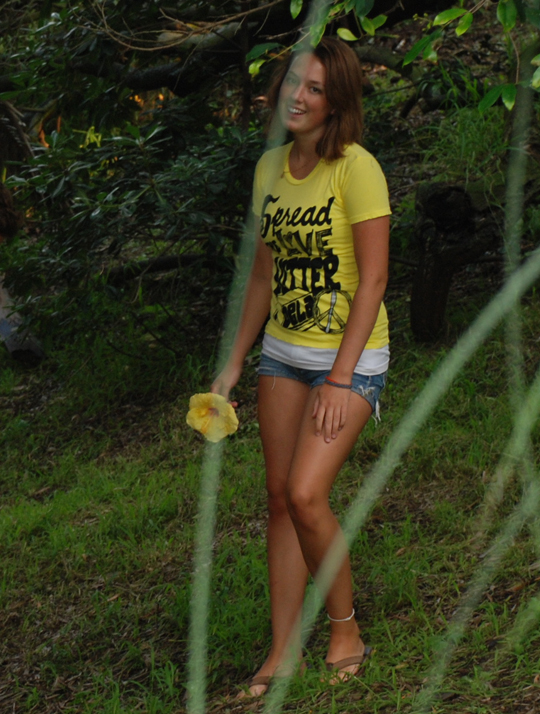 Dela Clothing Peace Movement