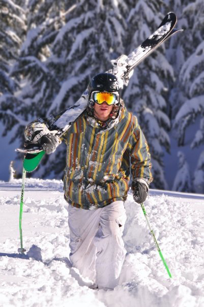 Dela Clothing - Skiing Ari DeLashmutt