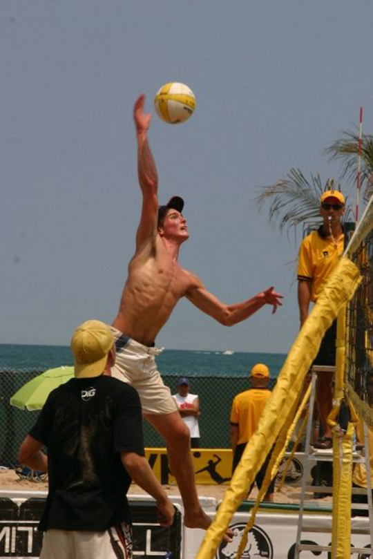 Dela Clothing - Beach VB Joey Dykstra
